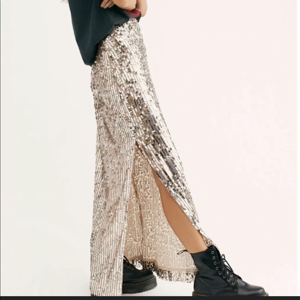 HP ❤️Free People Sequin Maxi Skirt